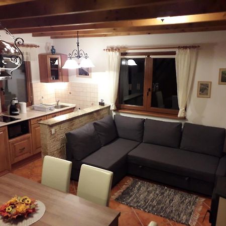 Cseresznyevirag Vendeghazak Kovagoszolos Zimmer foto